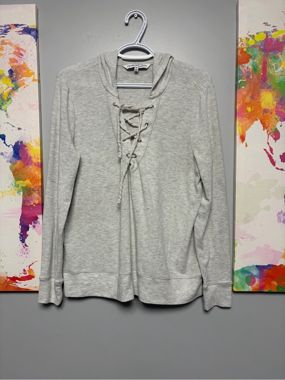 Cupcakes & Cashmere Gray Cuffed Sleeve Tie Front Hoodie